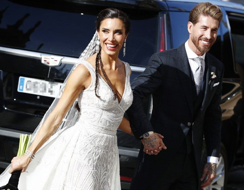 Sergio Ramos, üç çocuğunun annesi Pilar Rubio ile dünya evine girdi - Resim: 2