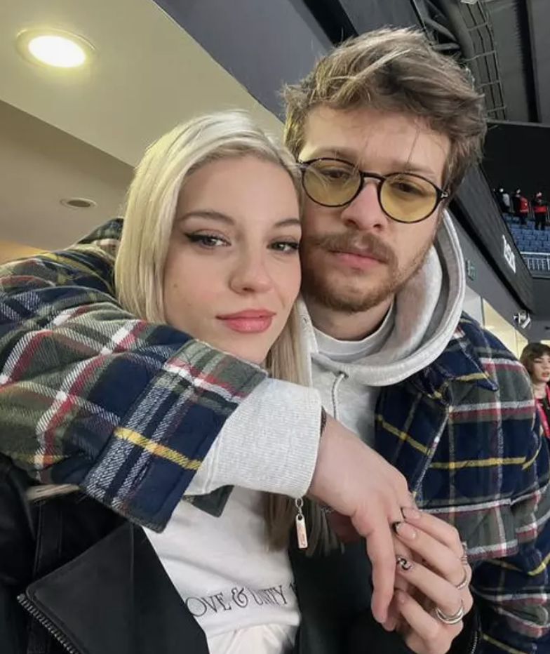 Burak Yörük ve Tuana Yılmaz ayrıldı mı? Takip krizi sinyal mi? - Resim: 3