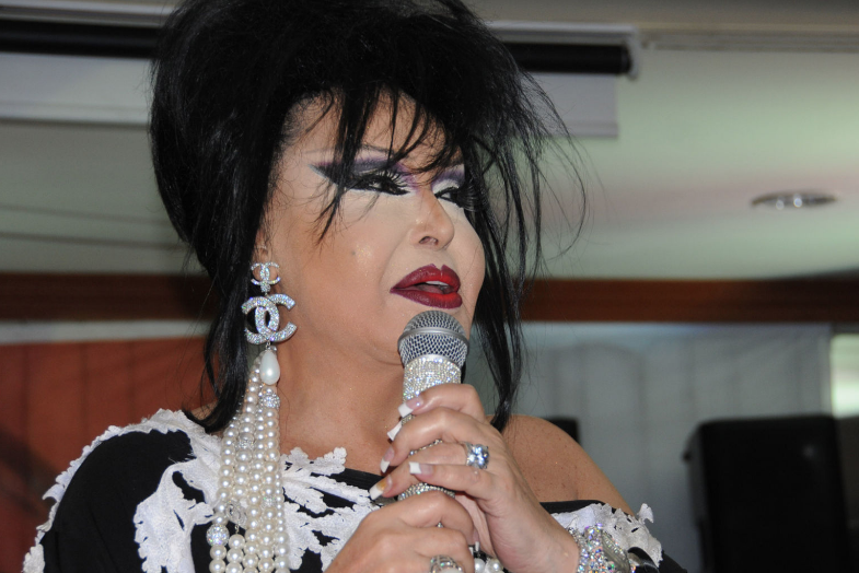 Bülent Ersoy'dan yaşlandırma uygulamasını kullananlara tepki: Benim ihtiyacım yok - Resim: 1