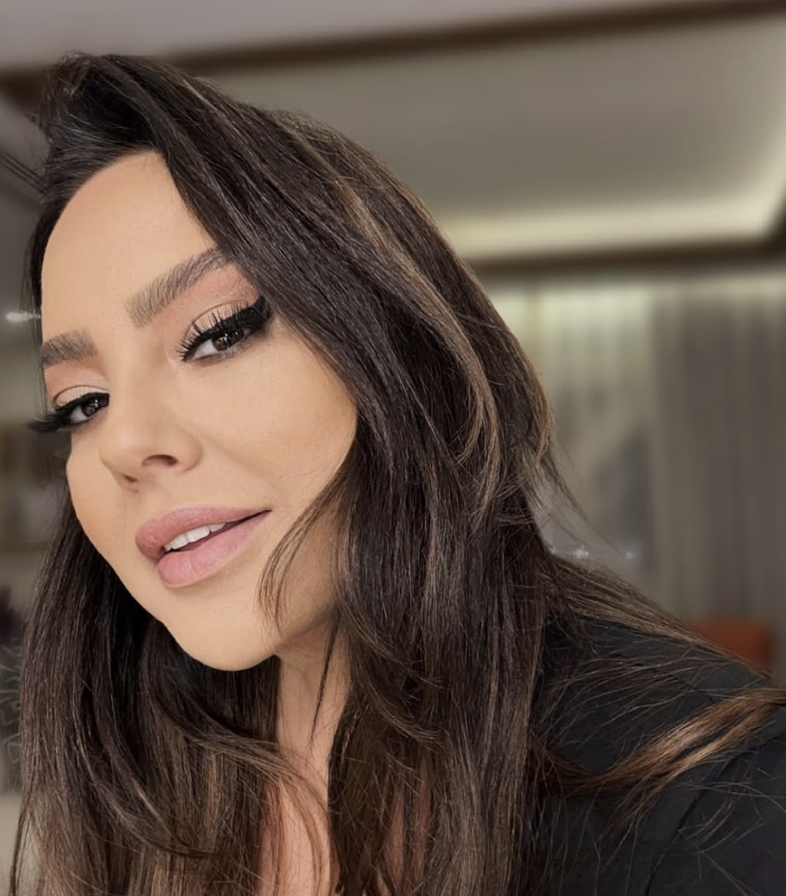 Ebru Gündeş'ten büyük değişim! Estetik itirafı olay... - Resim: 5