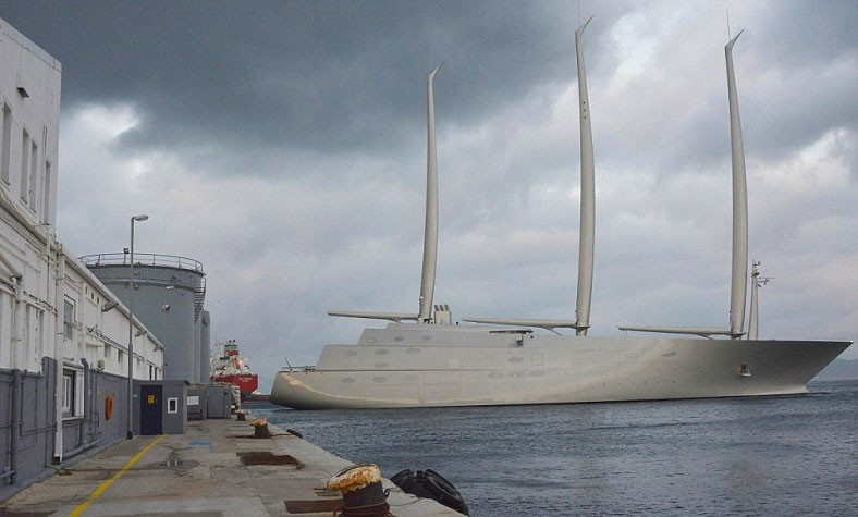 Bu sadece dünyanın en pahalı yatı değil bir ülke gibi... - Resim: 4