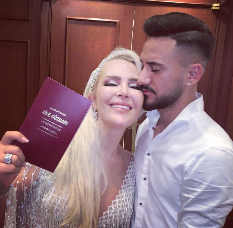 Selin Ciğerci'nin düğünündeki ünlülere ateş püskürdü Kerimcan Kamal'dan olay sözler - Resim: 1