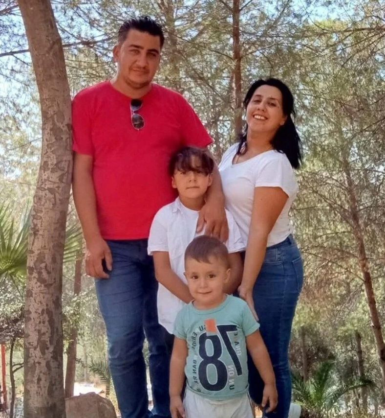 Evini yakıp eşi ve çocuklarını katletti iddiası! O itfaiyecinin nişanlandığı hemşire sessizliğini bozdu - Resim: 1