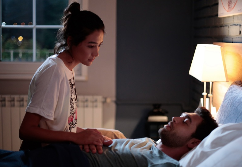 Reyting rekortmeni Her Yerde Sen'e flaş transfer! Ünlü oyuncu ortalığı karıştıracak - Resim: 1