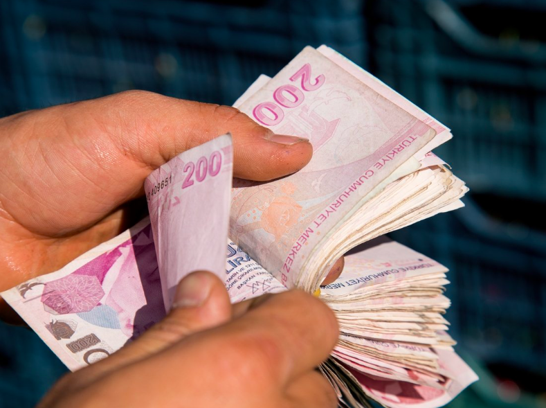 İşte patronların masasındaki asgari ücret formülü! 10 bin olsun diyen var - Resim: 1