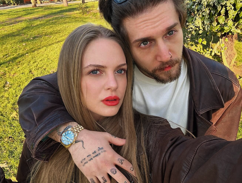 İpek Filiz Yazıcı, Ufuk Beydemir ile boşamasının ardından ilk kez görüntülendi! Aldığı kilolar herkesi şaşırttı - Resim: 1