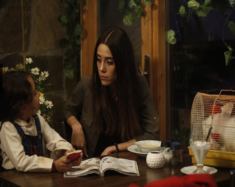 Anne dizisi setinde büyük kavga zor sakinleştirdiler! - Resim: 4