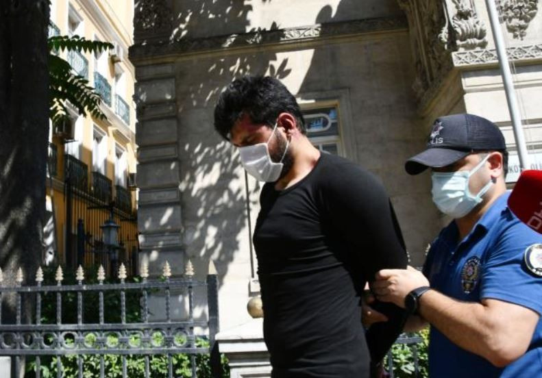 Oyuncu Ayşegül Çınar'dan Karaköy olayının mahkemesinden sonra 'kelepçe' açıklaması - Resim: 4