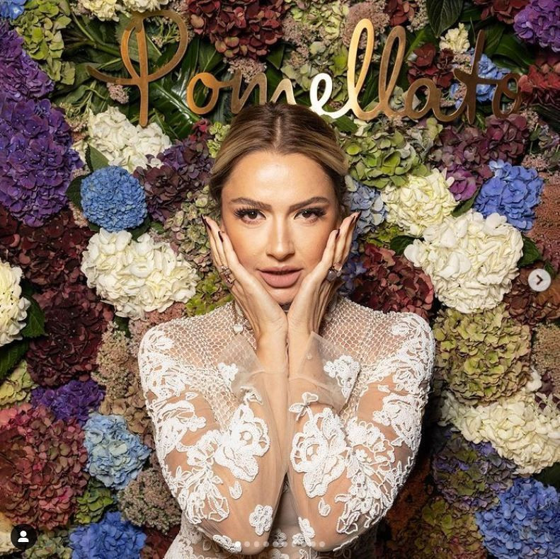 Hadise Milano'da rüzgar gibi esti! Ünlü mücevher markasının ilk Türk temsilcisi - Resim: 2