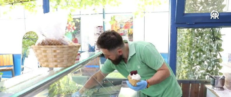 Demir deposu ısırgandan yaptılar! Eşi benzeri yok yiyen tadına bayıldı - Resim: 2