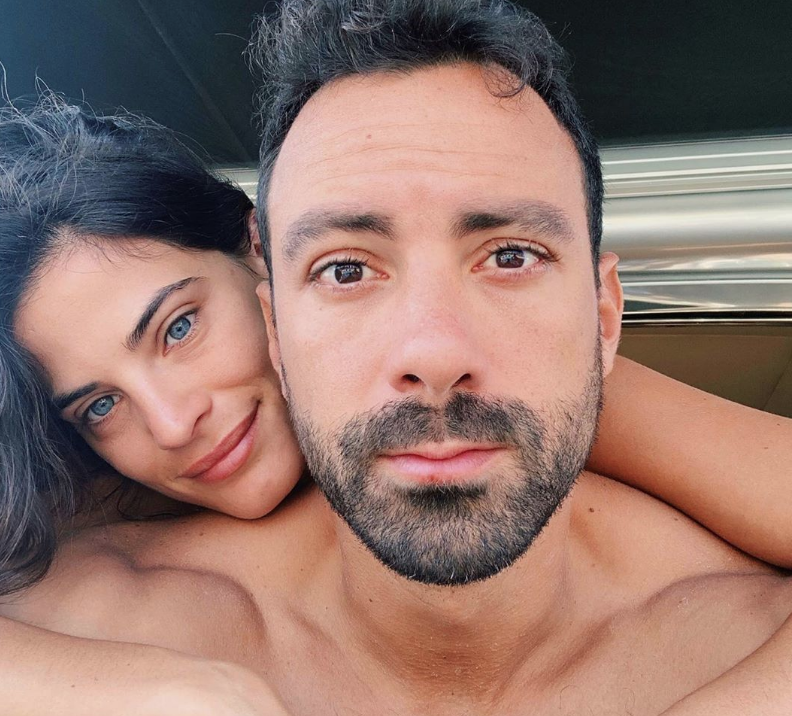 Eşini öpücüklere boğdu! Acun Ilıcalı'nın Survivor partneri Sakis Türkiye tatilinde - Resim: 3