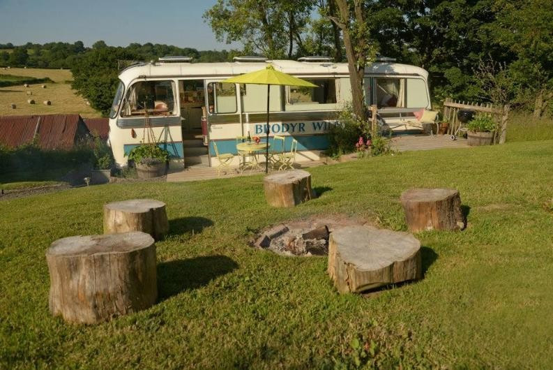 Eski otobüsten ev yaptılar - Resim: 2