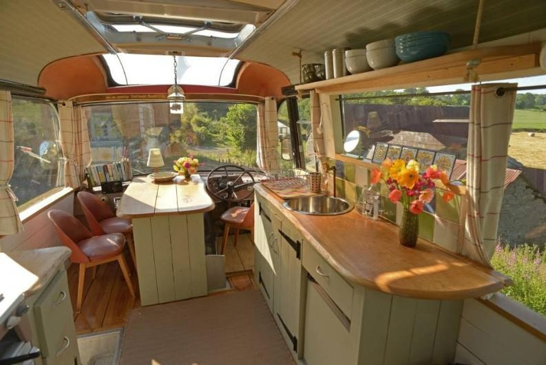 Eski otobüsten ev yaptılar - Resim: 3