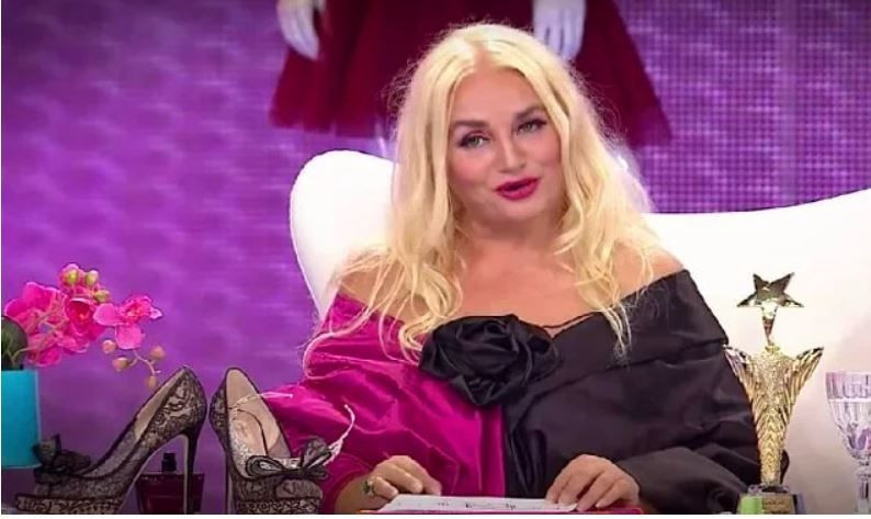 Banu Alkan'dan şaşırtan Hadise ve Burcu Esmersoy paylaşımı! - Resim: 1