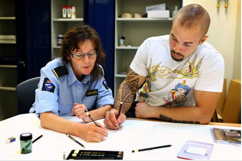 5 yıldızlı cezaevinde yok yok - Resim: 3