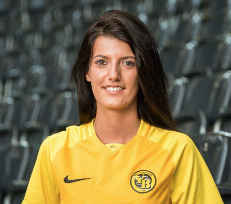 Göle yüzmek için giren kadın futbolcu Florijana Ismaili'nin cesedi bulundu - Resim: 3