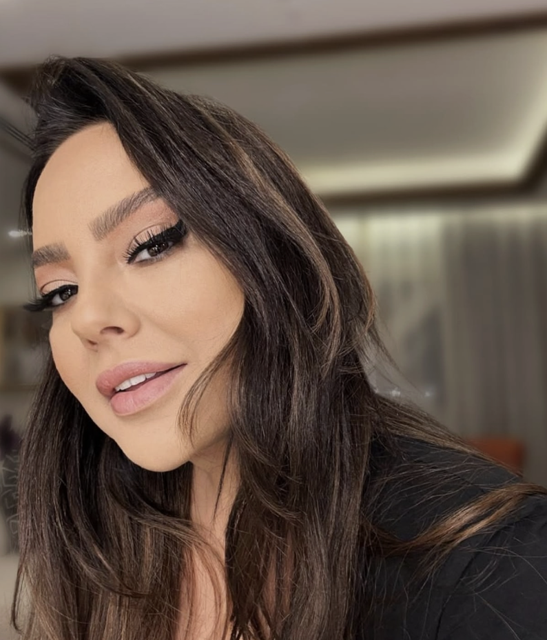 Estetik yaptırdığını açıklamıştı! Ebru Gündeş'ten olay kareler... - Resim: 10