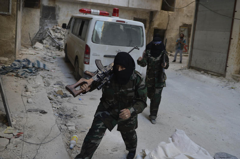 Suriyeli kadın savaşçıları  - Resim: 4