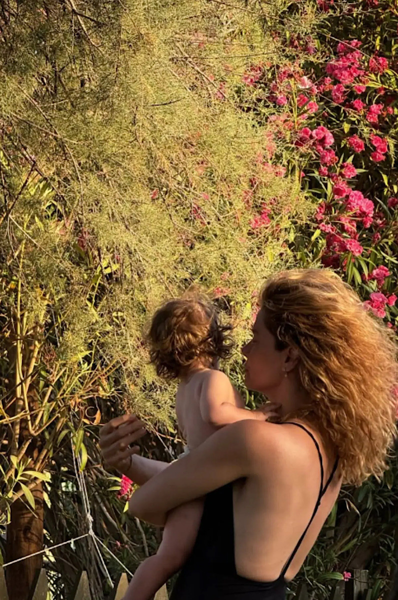 Burcu Biricik İstanbul’u apar topar terk etti! Yaptığı yeni işe bakın - Resim: 6