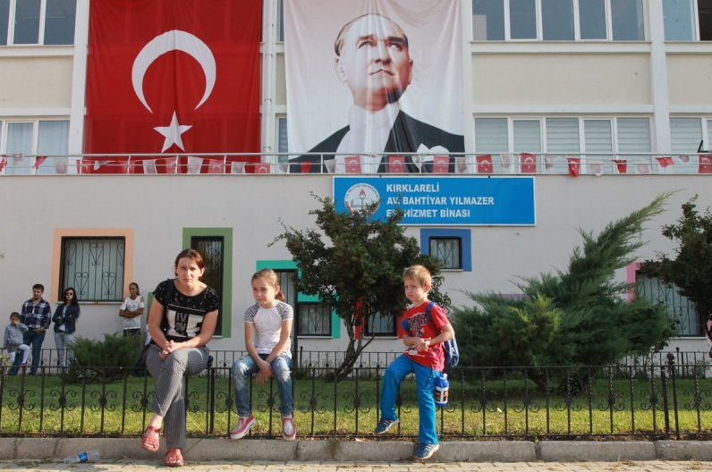 Birinci sınıflar için ders zili çaldı  - Resim: 3