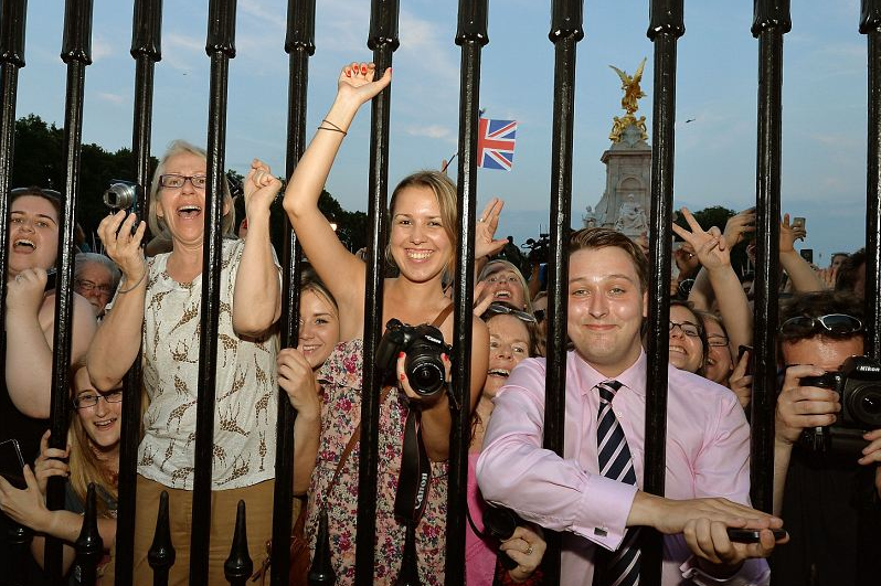 Kate Middleton erkek bebek doğurdu - Resim: 4