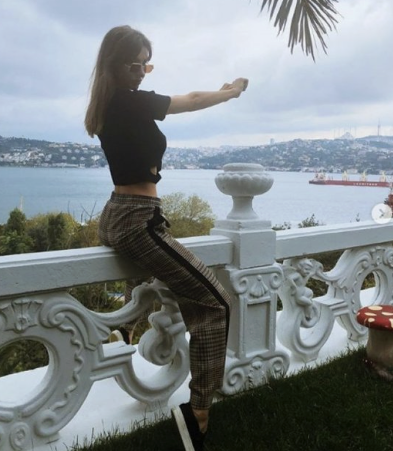 Şeyma Subaşı'nın muhteşem manzalı evine beğeni yağdı... - Resim: 2