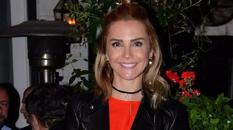 Ece Erken'in son haline bakın!  Bambaşka biri oldu.. - Resim: 5