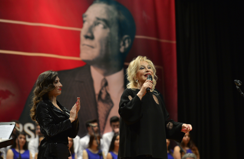 Emel Sayın en büyük pişmanlığını yıllar sonra ilk kez açıkladı! - Resim: 10