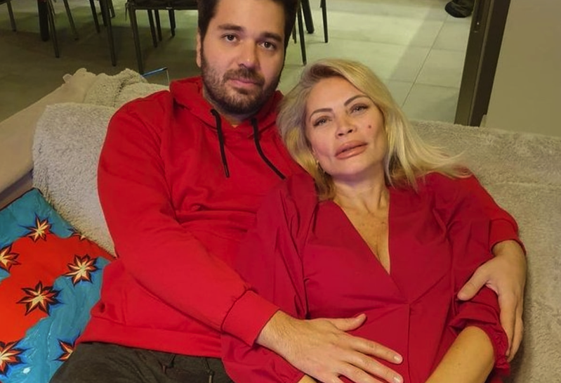 Seray Sever ikizlerini paylaştı! Görenler bu benzerliğe inanamadı - Resim: 2