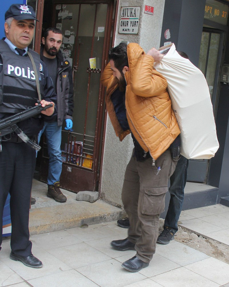 HDP binasında bulunan takvime bak - Resim: 1