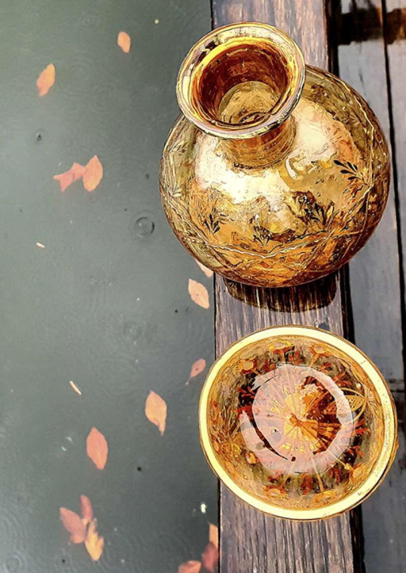 Türkiye'de bir mağaradan toplanıyor! Kilosu 96 bin lira Kantaron balı Guinnes'e girdi - Resim: 2