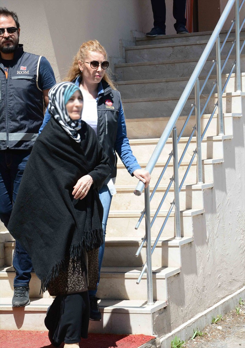 Rodos planı tutmayan FETÖ'cülerin çantalarından çıkanlara bakın! - Resim: 4