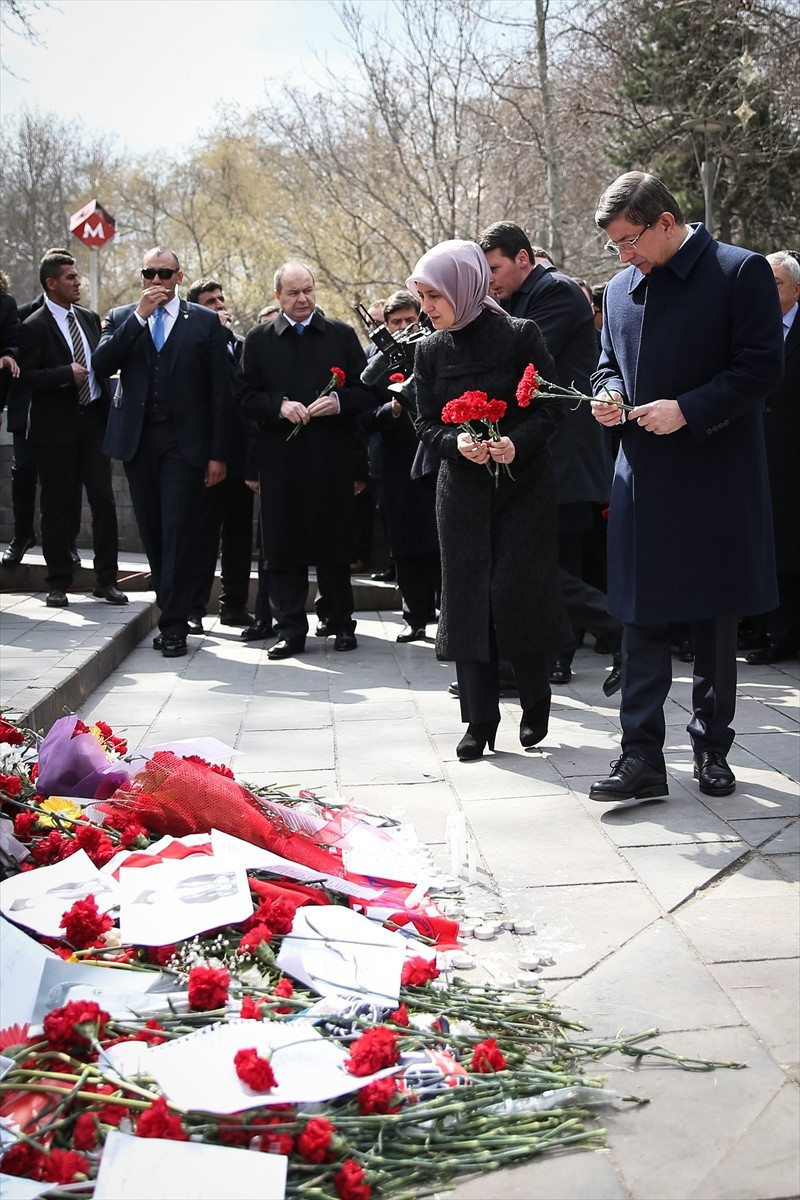 Sare Hanım dayanamadı Davutoğlu da dağıldı - Resim: 3