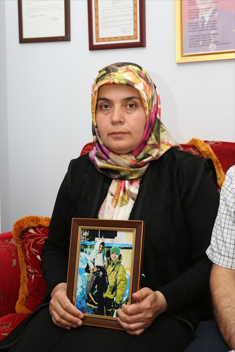 Şehit astsubayın Tunceli'de kucağına alıp fotoğraf çektirdiği çocuk Ayaz Güloğlu çıktı - Resim: 3