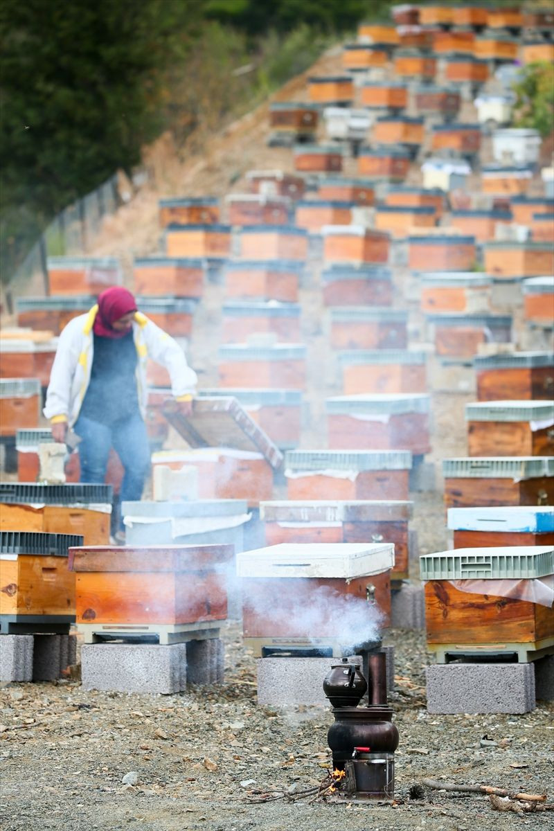 Memurluğu bırakıp bu işe başladı! Yılda 7 bin tane üretip tanesini 100 liradan satıyor - Resim: 1