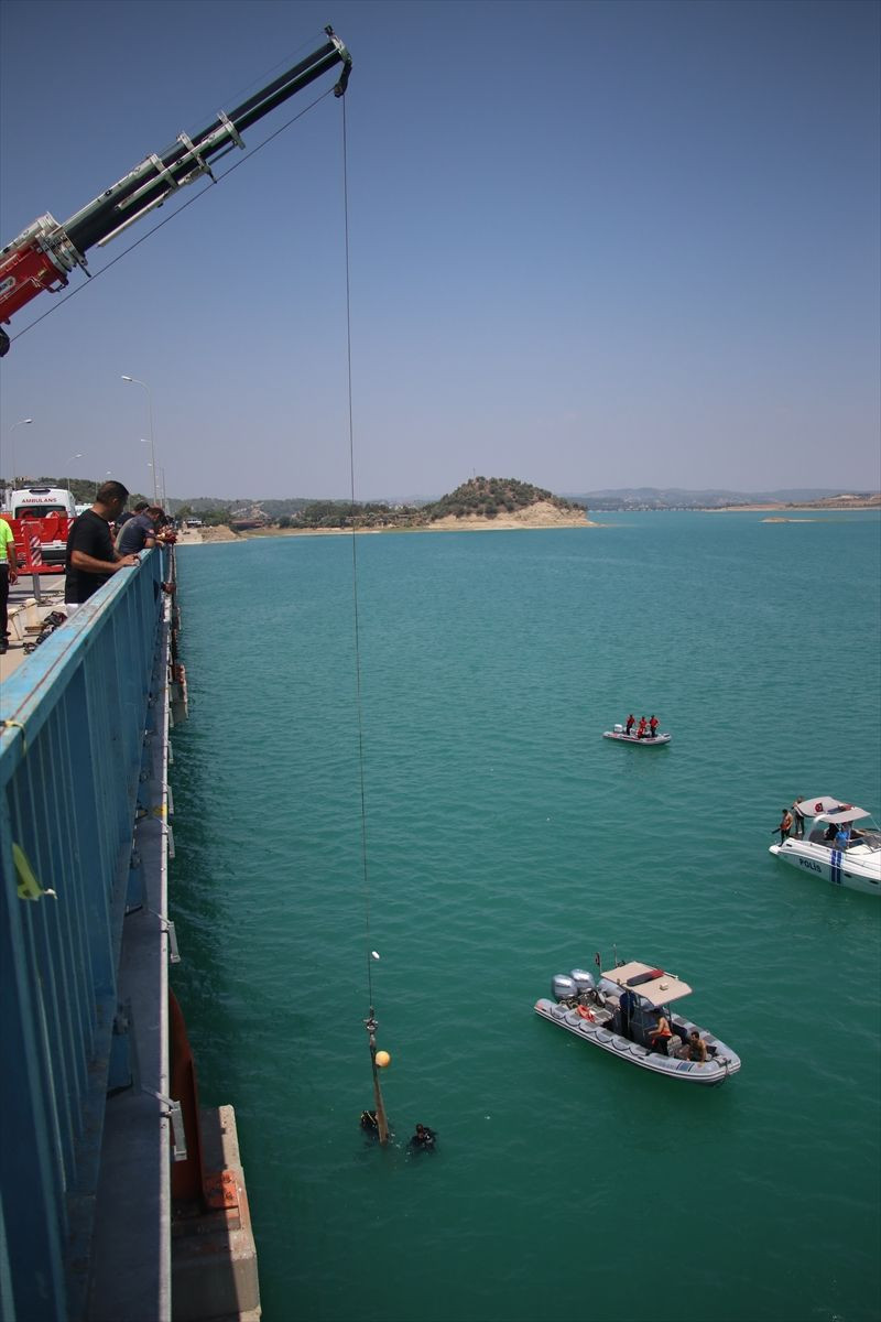 Adana'da pikniğe giden 4 kişilik aile öldü yakınları gözyaşlarına boğuldu - Resim: 1