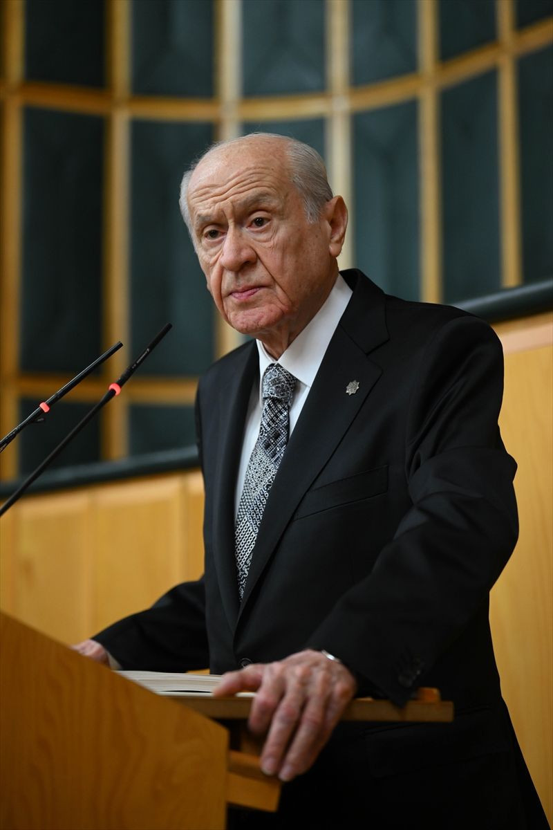 MHP lideri Devlet Bahçeli'nin yüzüğü ve rozeti dikkat çekti! - Resim: 3