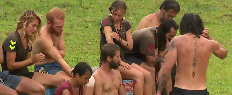 Survivor'da şok Fatih ile Pınar fena basıldı kim elendi? - Resim: 4