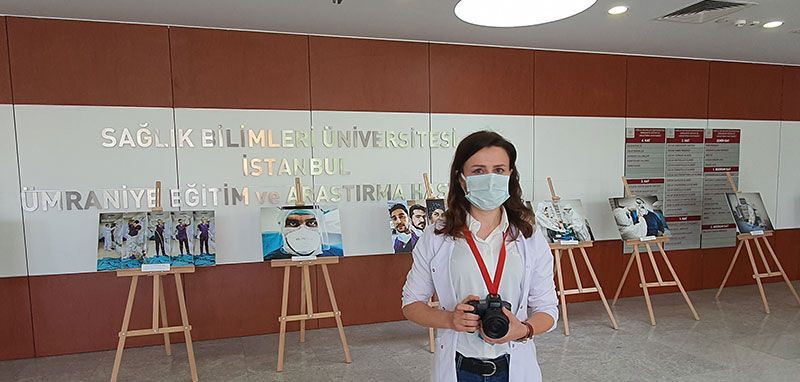 Koronavirüs savaşçılarından 'Bir fotoğraf bin hikaye'! İşte o fotoğraftaki kahraman... - Resim: 2