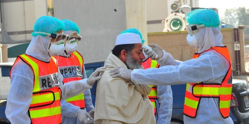 AK Parti, koronavirüs sürecine ilişkin yaptırdığı anketin sonucunu paylaştı - Resim: 1