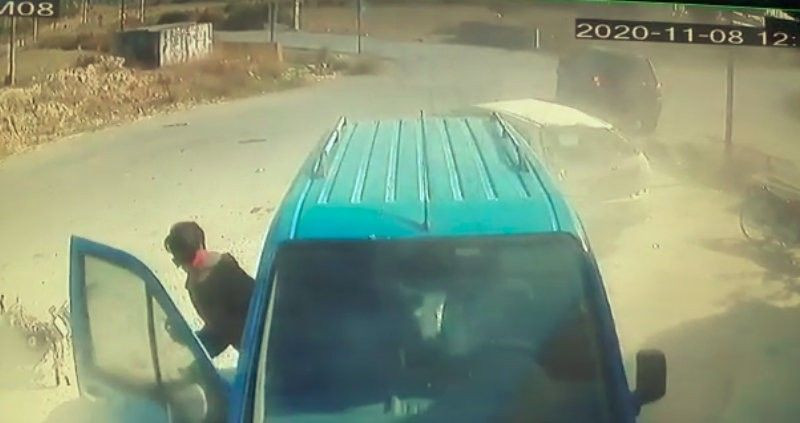 Manavgat'ta park halindeki aracın içinde hayatının şokunu yaşadı - Resim: 3