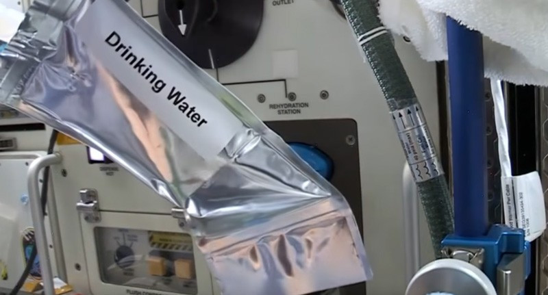 Ter ve idrarı geri dönüştürüp tekrar içiyorlar! - Resim: 1