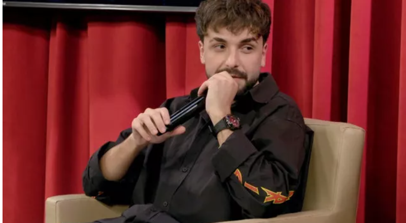 Konuşanlar'a katılan Sefo ile Hasan Can Kaya arasında ilginç diyalog! 'Isabelle şişme kadın mı?' - Resim: 1