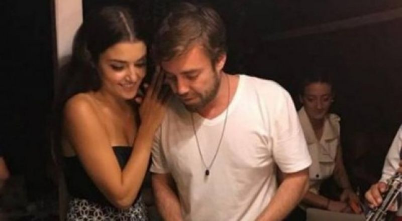 Hande Erçel ve Murat Dalkılıç yaz sezonunu açtı! İkili aşk tatilinde - Resim: 4