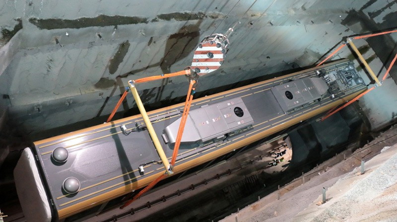 Üsküdar Çekmeköy metrosu vagonları raylara indirildi - Resim: 4