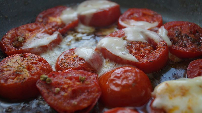 Kaşarlı domates kızartması nasıl yapılır? - Resim: 1