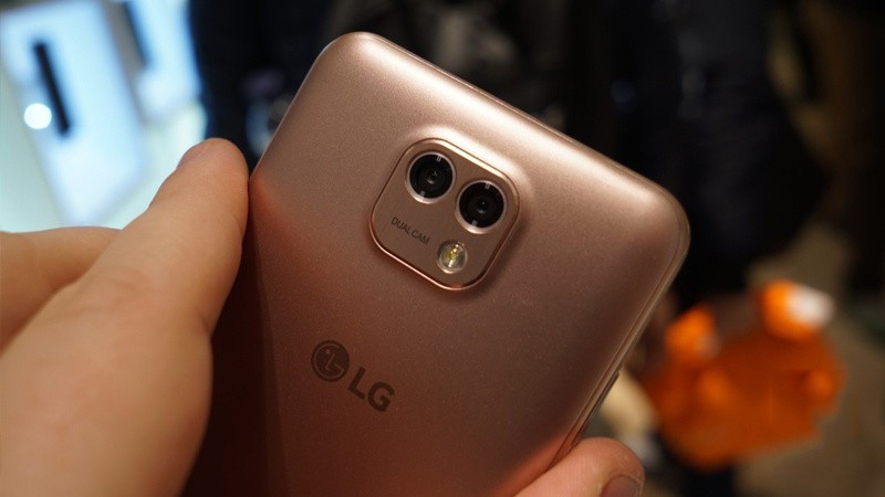 LG'den çift kamera çift ekran - Resim: 3