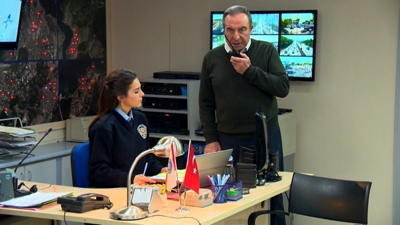 13 Ocak reyting sonuçları Arka Sokaklar mı Kırgın Çiçekler mi? - Resim: 4