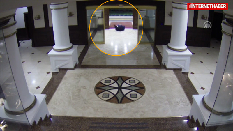 Genelkurmay'daki en kötü görüntü! Komutanlar yerlerde vurulma anı da var - Resim: 3