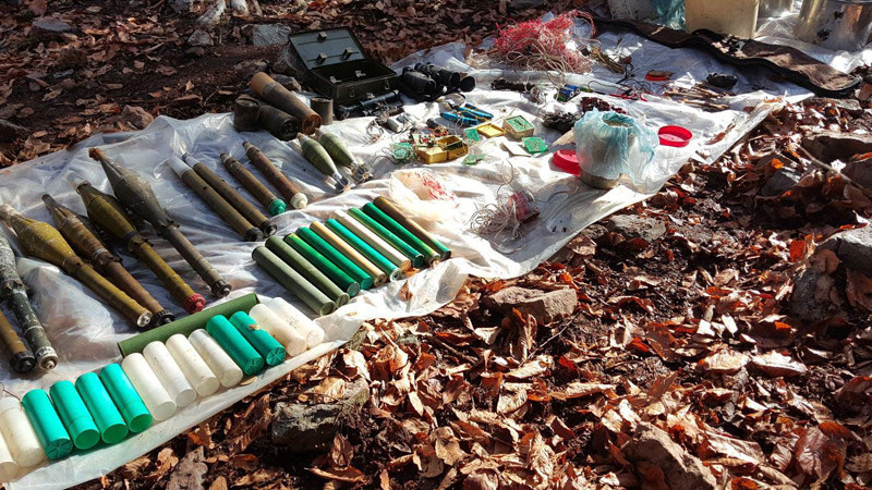 Osmaniye'de PKK sığınağından cephane çıktı - Resim: 2
